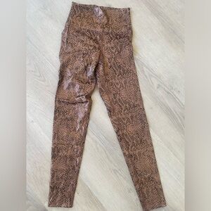 Beach Riot snakeskin leggings. Sz. S. Like new.